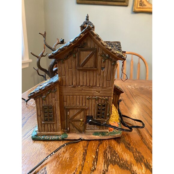 Lemax Spooky Town Collection "Creepy Barn" Lighted Halloween Building With Pumpk - Picture 4 of 7